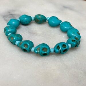 Turquoise Blue Skull Bead Stretch Bracelet